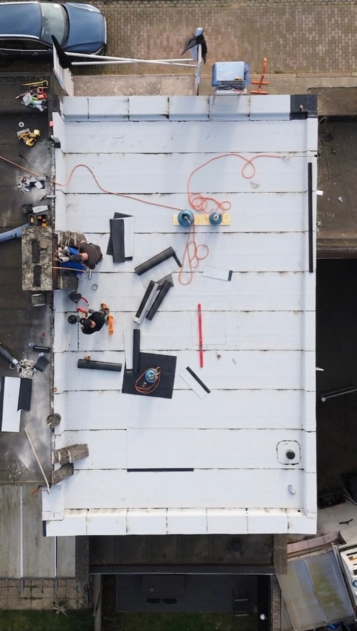 Plat dak na renovatie — vernieuwd en waterdicht